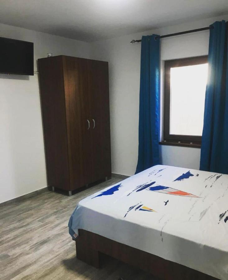 Albdevara Mar Srl Vama Veche Luaran gambar